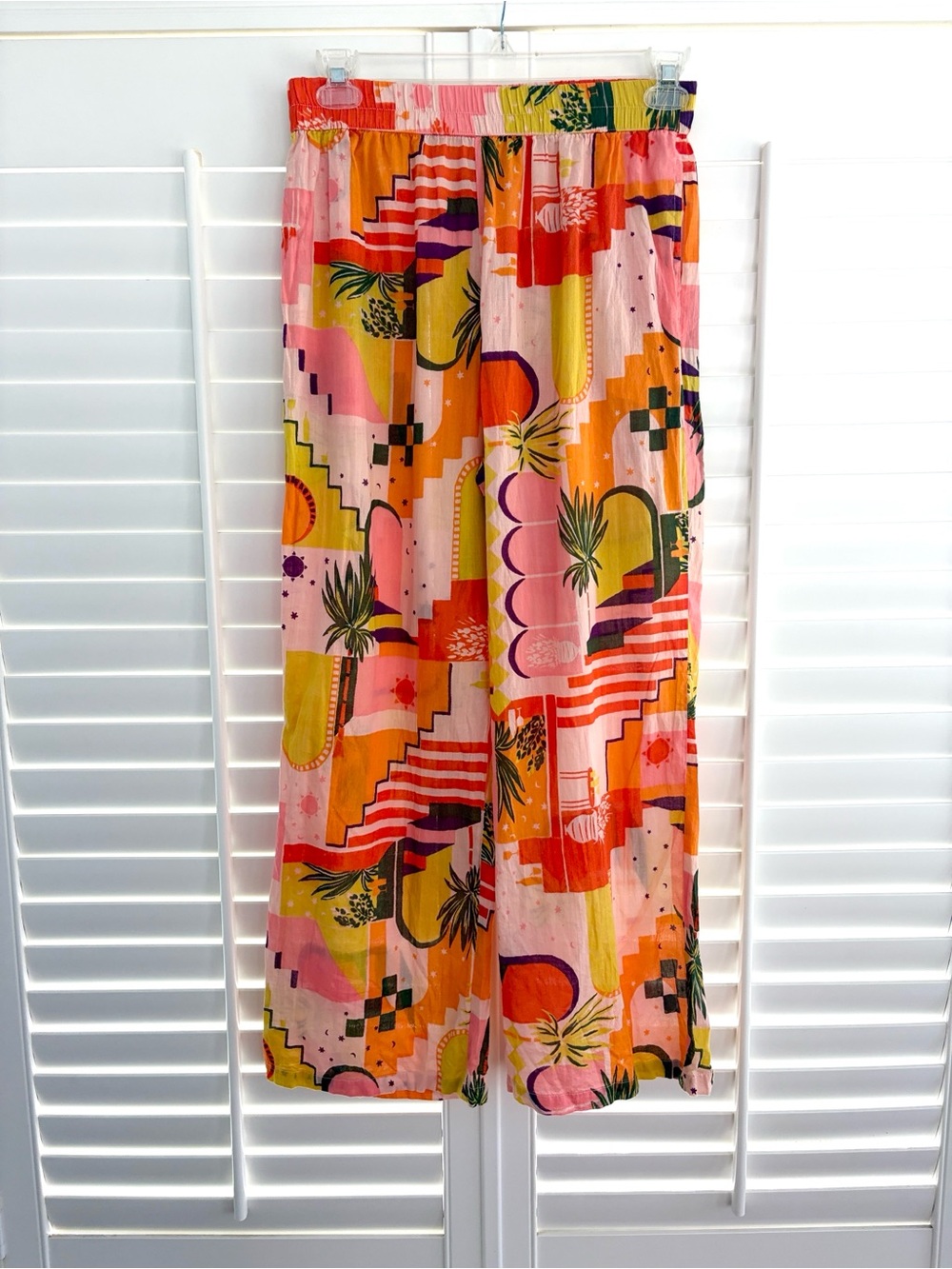 Haute Hippie Tropical Print Cotton Pant - Picture 5 of 15